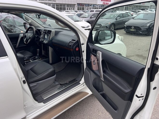Toyota Land Cruiser Prado 2011, 228,000 km - 2.7 l - Bakı