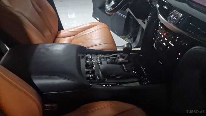 Lexus LX 570 2017, 107,000 km - 5.7 l - Bakı