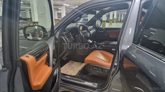 Lexus LX 570 2017, 107,000 km - 5.7 l - Bakı