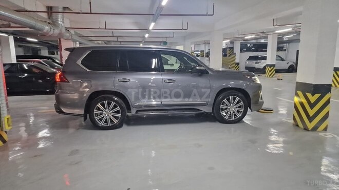 Lexus LX 570 2017, 107,000 km - 5.7 l - Bakı
