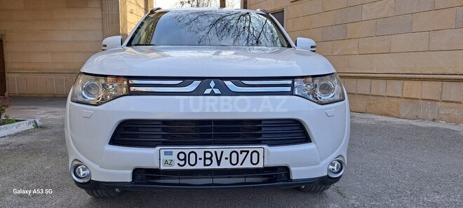 Mitsubishi Outlander 2013, 134,600 km - 3.0 l - Şabran