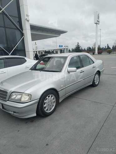 Mercedes C 200 1998, 228,900 km - 2.0 l - Bakı