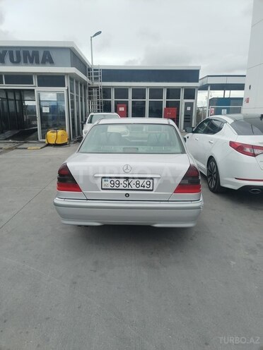 Mercedes C 200 1998, 228,900 km - 2.0 l - Bakı