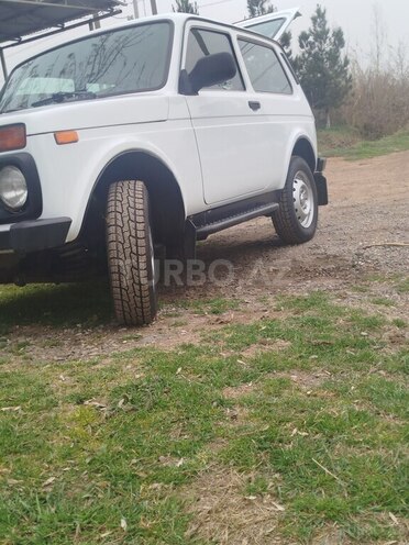 LADA (VAZ) Niva 2015, 200,000 km - 1.7 l - Saatlı
