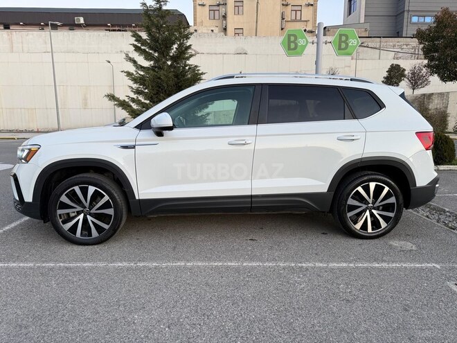 Volkswagen Taos 2023, 12,500 km - 1.5 l - Bakı
