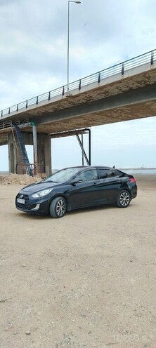 Hyundai Accent 2011, 196,000 km - 1.6 л - Bakı