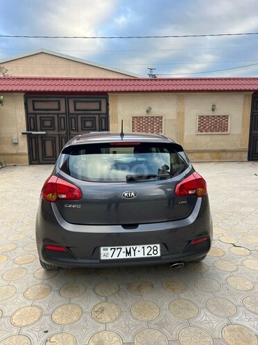 Kia Ceed 2014, 223,789 km - 1.4 l - Sumqayıt