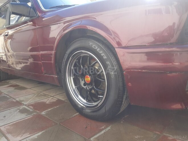 BMW 325 1988, 588,520 km - 2.5 л - Bakı