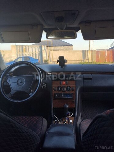 Mercedes E 220 d 1999, 550,000 km - 2.2 l - Bakı