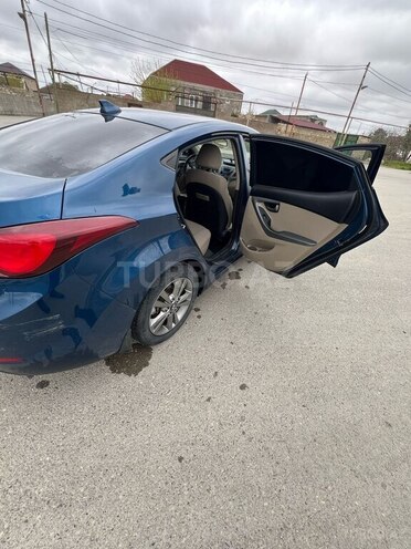 Hyundai Elantra 2015, 138,000 km - 1.8 л - Bakı