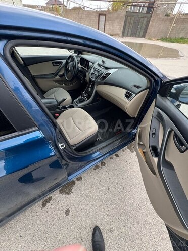 Hyundai Elantra 2015, 138,000 km - 1.8 л - Bakı