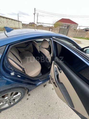 Hyundai Elantra 2015, 138,000 km - 1.8 л - Bakı