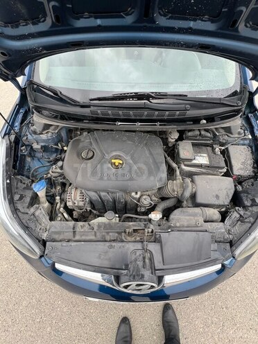 Hyundai Elantra 2015, 138,000 km - 1.8 л - Bakı