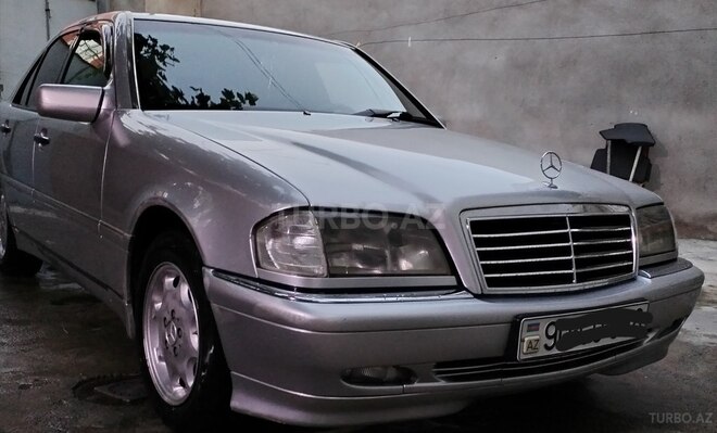 Mercedes C 180 1993, 260,000 km - 1.8 л - Bakı