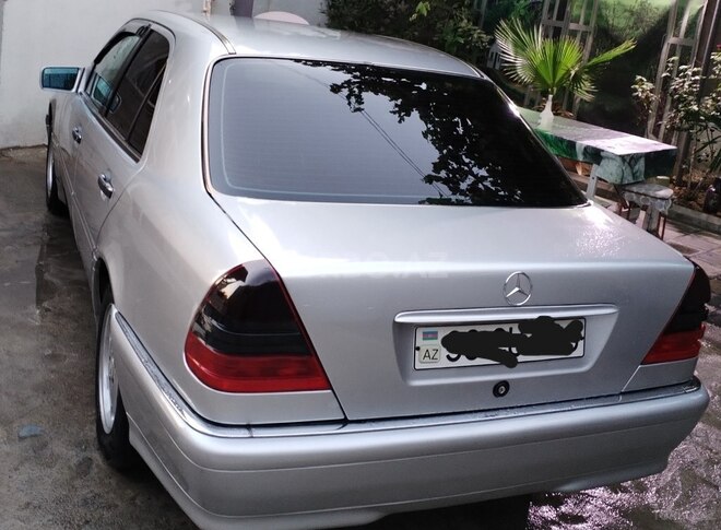 Mercedes C 180 1993, 260,000 km - 1.8 л - Bakı