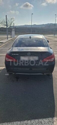 Mercedes CLA 250 4MATIC 2017, 123,000 km - 2.0 л - Bakı