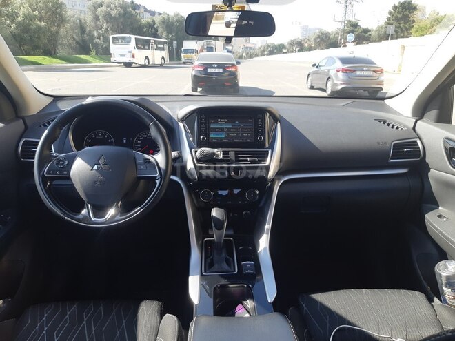 Mitsubishi Eclipse Cross 2020, 65,000 km - 2.0 l - Bakı