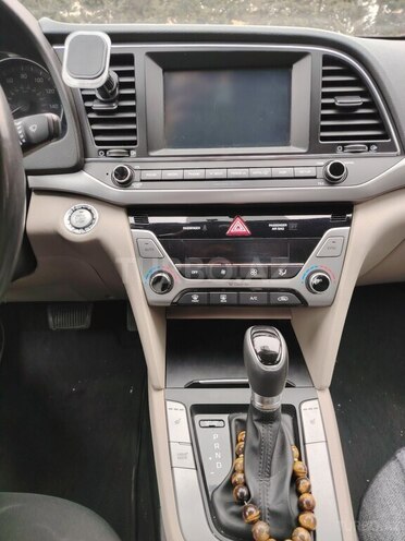 Hyundai Elantra 2016, 171,000 km - 1.4 л - Bakı
