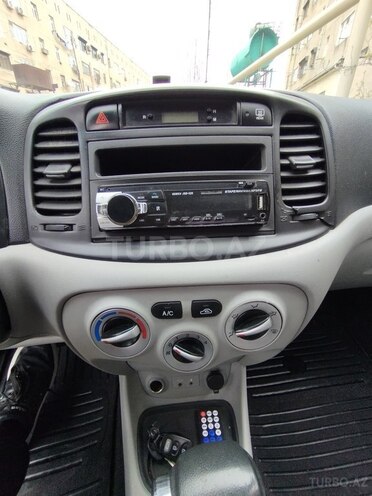 Hyundai Accent 2009, 185,000 km - 1.5 l - Bakı