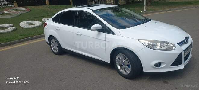 Ford Focus 2013, 334,964 km - 1.6 л - Mingəçevir