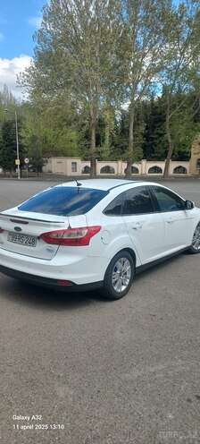 Ford Focus 2013, 334,964 km - 1.6 л - Mingəçevir