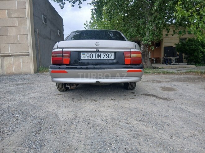 Opel Vectra 1994, 350,000 km - 2.0 l - Bakı