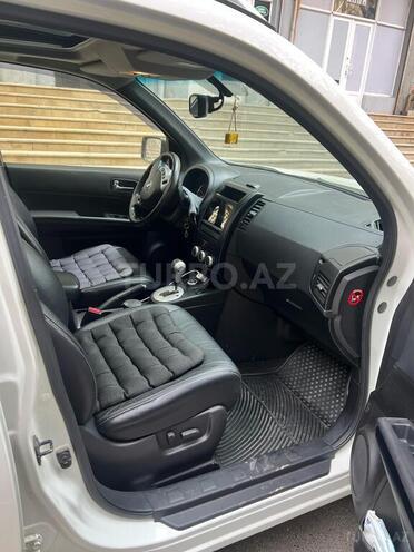 Nissan X-Trail 2013, 230,000 km - 2.5 l - Bakı