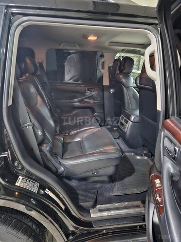 Lexus LX 570-12