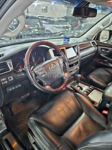 Lexus LX 570-7