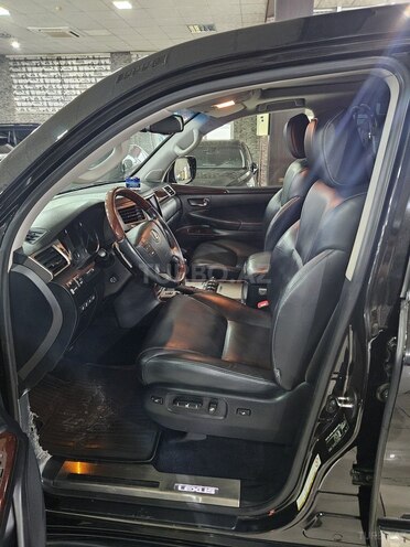 Lexus LX 570-8