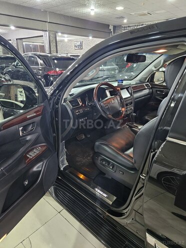 Lexus LX 570-9