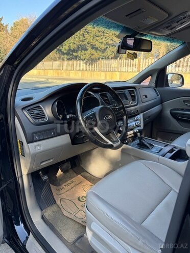 Kia Carnival 2016, 232,000 km - 2.2 l - Bakı