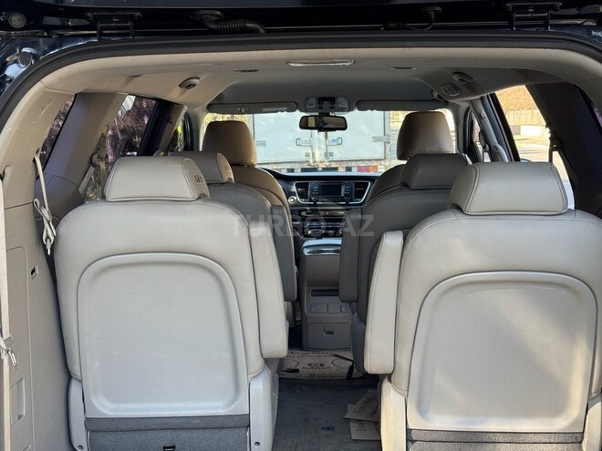 Kia Carnival 2016, 232,000 km - 2.2 l - Bakı