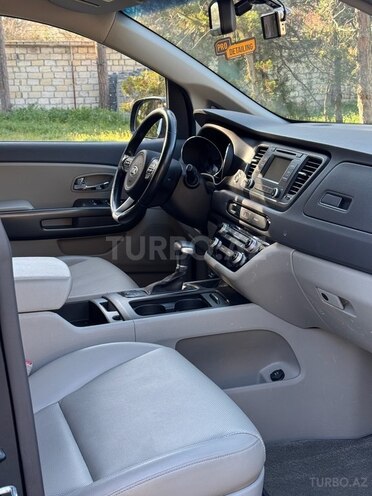 Kia Carnival 2016, 232,000 km - 2.2 l - Bakı