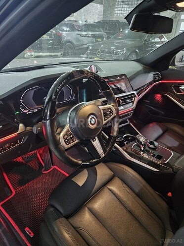 BMW 330-7