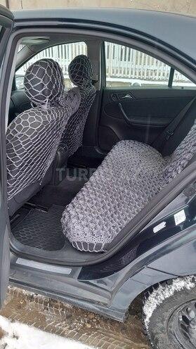 Mercedes C 180 2001, 100,000 km - 2.0 л - Qusar