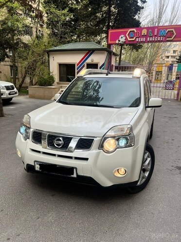 Nissan X-Trail 2013, 230,000 km - 2.5 l - Bakı