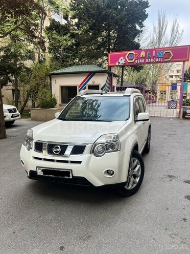 Nissan X-Trail 2013, 230,000 km - 2.5 l - Bakı
