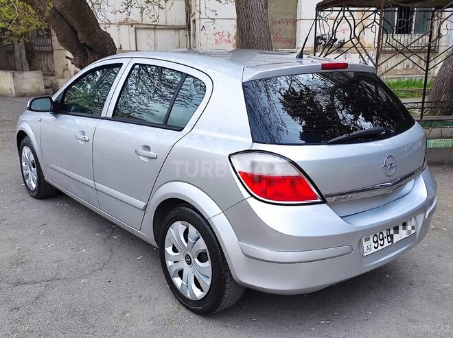 Opel Astra 2005, 210,000 km - 1.4 l - Bakı