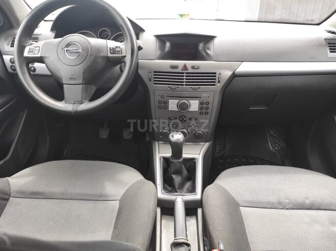 Opel Astra 2005, 210,000 km - 1.4 l - Bakı