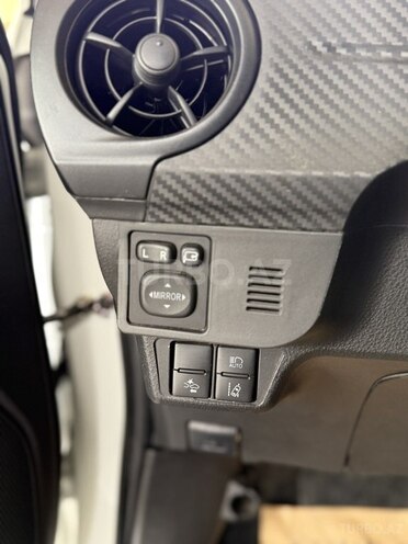 Toyota Corolla Fielder 2019, 175,000 km - 1.5 l - Bakı