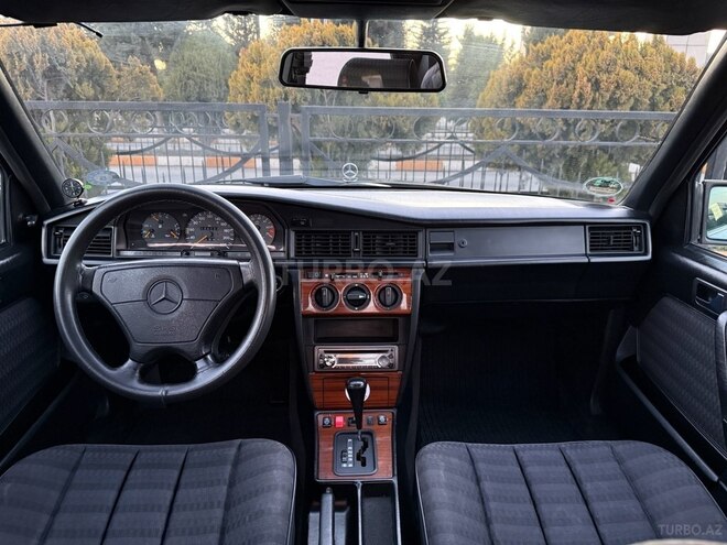 Mercedes 190 1993, 133,000 km - 2.0 l - Bakı