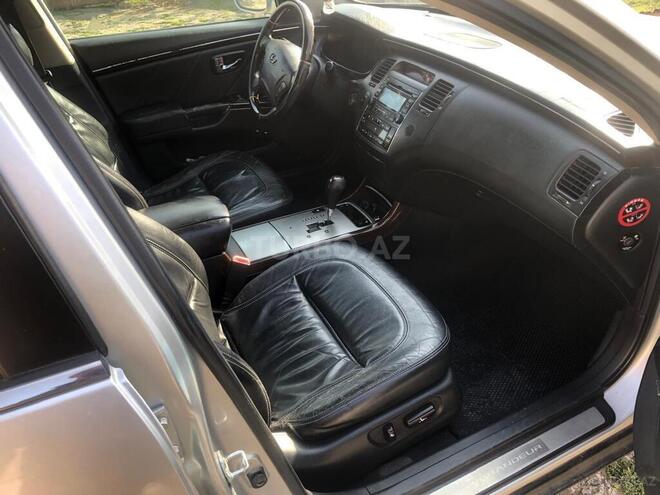 Hyundai Grandeur 2009, 289,393 km - 2.7 л - Bakı