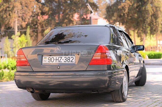 Mercedes C 180 1993, 750,000 km - 1.8 l - İmişli