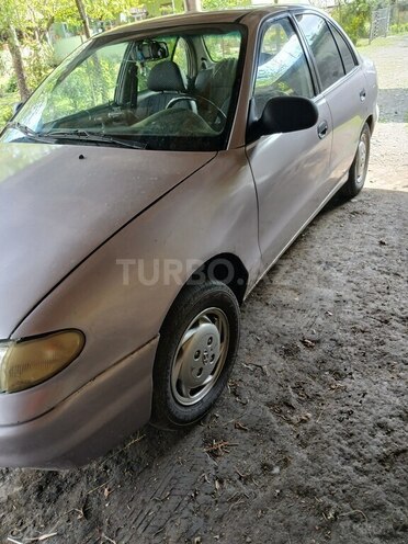 Hyundai Accent 1995, 361,000 km - 1.5 л - Qax