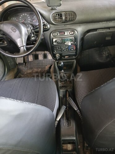 Hyundai Accent 1995, 361,000 km - 1.5 л - Qax