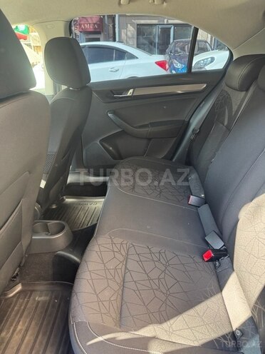 Skoda Rapid 2019, 35,000 km - 1.6 л - Bakı