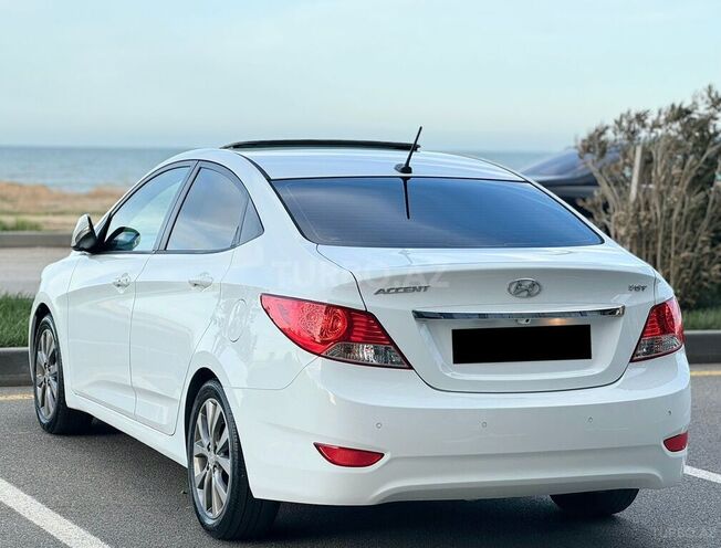 Hyundai Accent 2014, 230,000 km - 1.6 л - Bakı