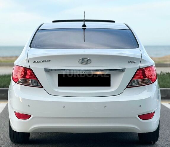 Hyundai Accent 2014, 230,000 km - 1.6 л - Bakı