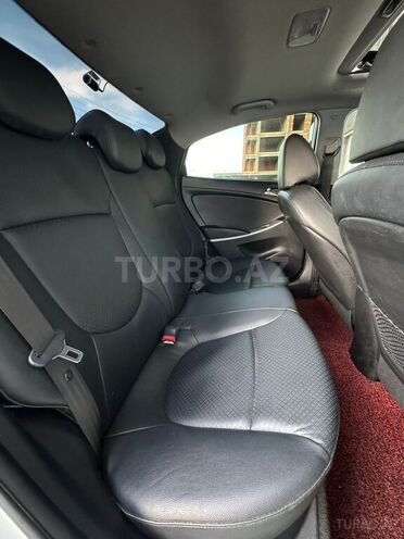 Hyundai Accent 2014, 230,000 km - 1.6 л - Bakı